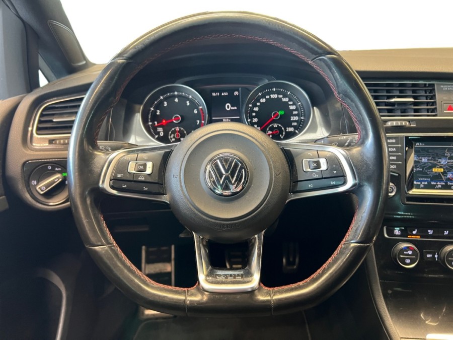VOLKSWAGEN d'occasion GOLF 2.0 TSI 220 GTI DSG de 2014 Strasbourg