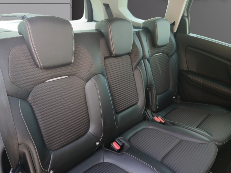 RENAULT d'occasion GRAND SCENIC GRAND 1.6 DCI 160 INTENS EDC de 2016