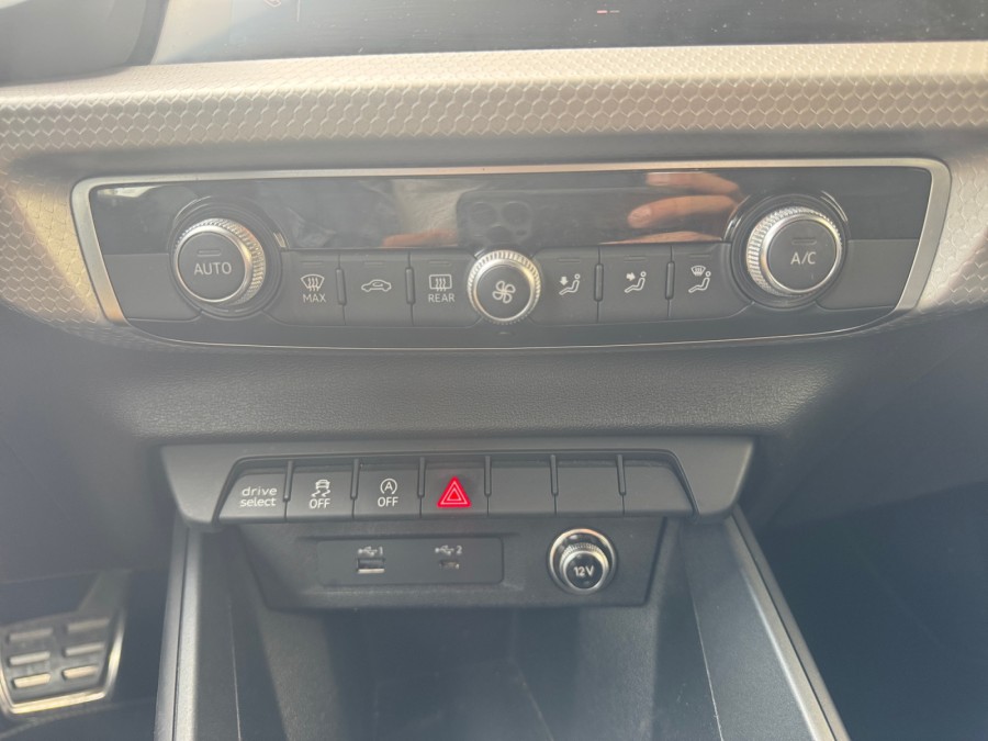 AUDI d'occasion A1 CITYCARVER 30 TFSI 116 DESIGN de 2019 Marignane