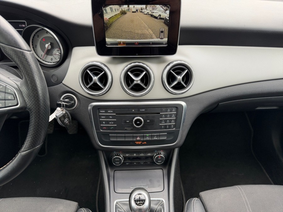 MERCEDES d'occasion CLASSE GLA GLA 200 D BUSINESS EDITION de 2016