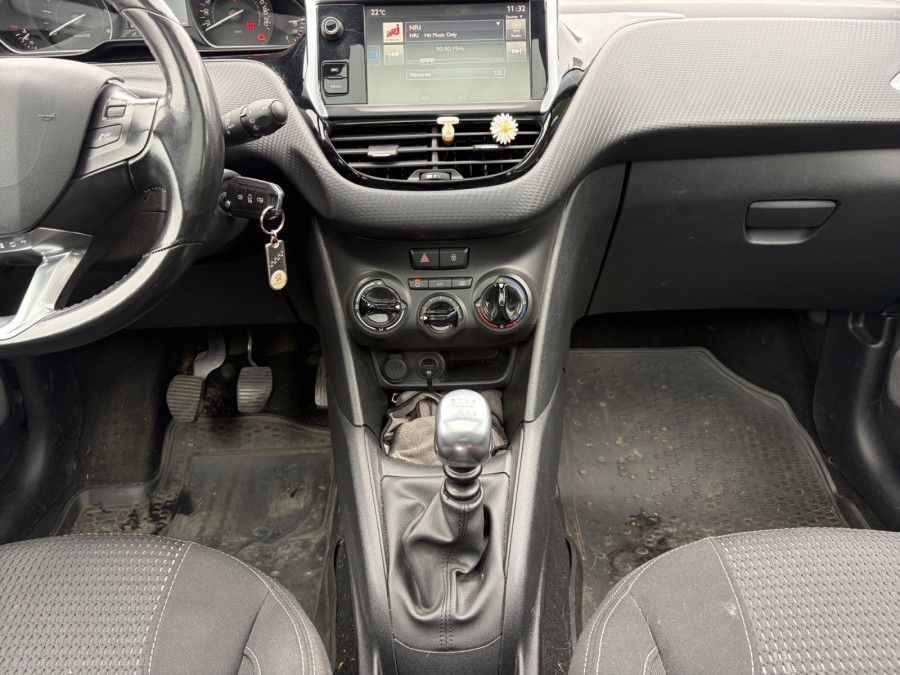 PEUGEOT d'occasion 208 1.6 BLUE HDI 120  XY de 2017 Brive La