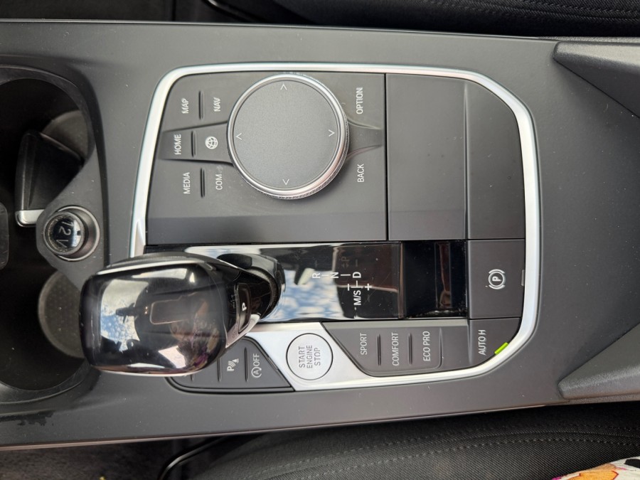 BMW d'occasion SERIE 118I 136 BUSINESS DESIGN DKG de 2021 Beaune (21)﻿
