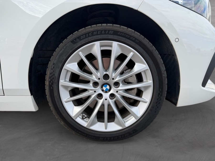 BMW d'occasion SERIE 118I 136 BUSINESS DESIGN DKG de 2021 Beaune (21)﻿
