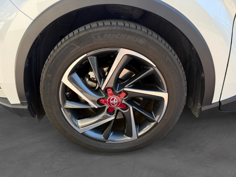 TOYOTA d'occasion C-HR 2.0 184H DESIGN ULTIMATE de 2023 Cannes (06)﻿