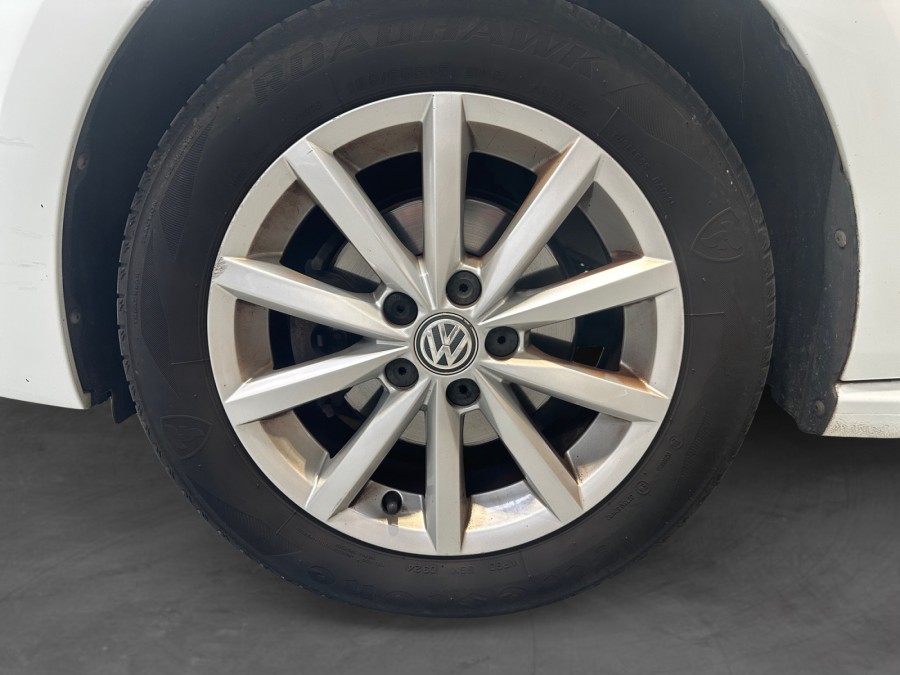 VOLKSWAGEN d'occasion POLO 1.0 60 LOUNGE de 2015 Lorient (56)﻿