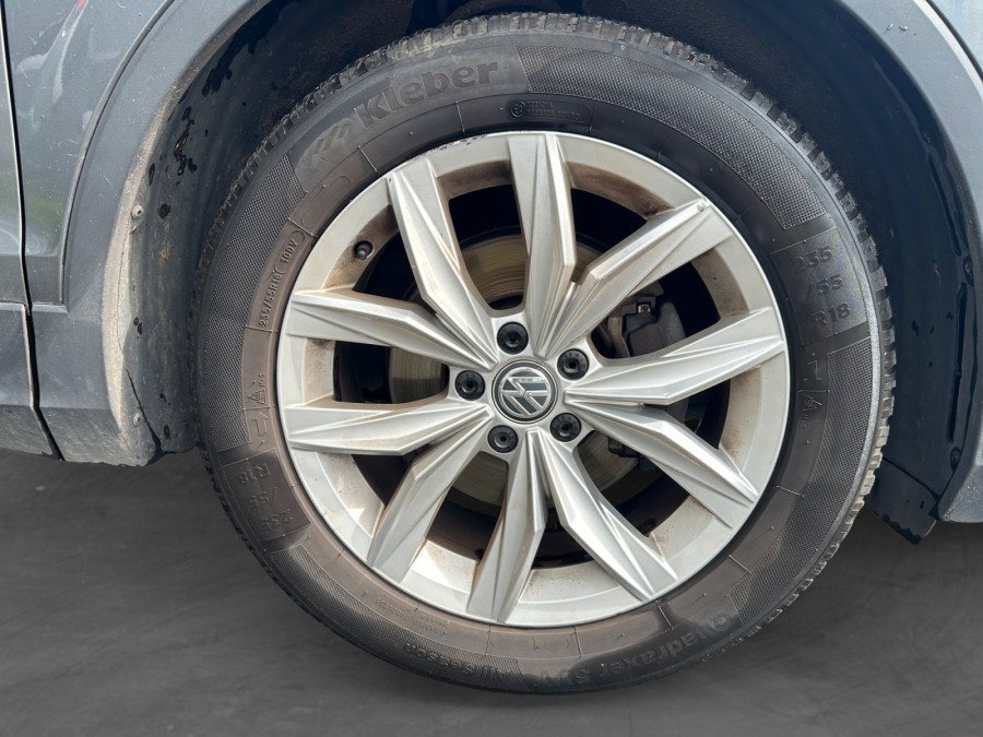 VOLKSWAGEN d'occasion TIGUAN 2.0 TDI 150 4X2 DSG PH2 de 2019 Lorient