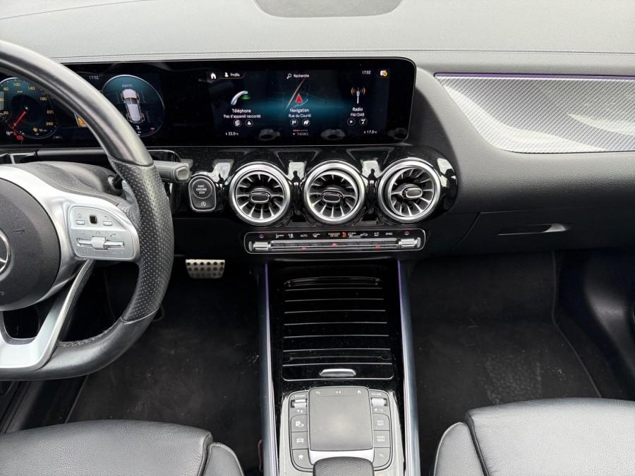 MERCEDES d'occasion CLASSE GLA II GLA 220 D 4MATIC AMG LINE DCT de