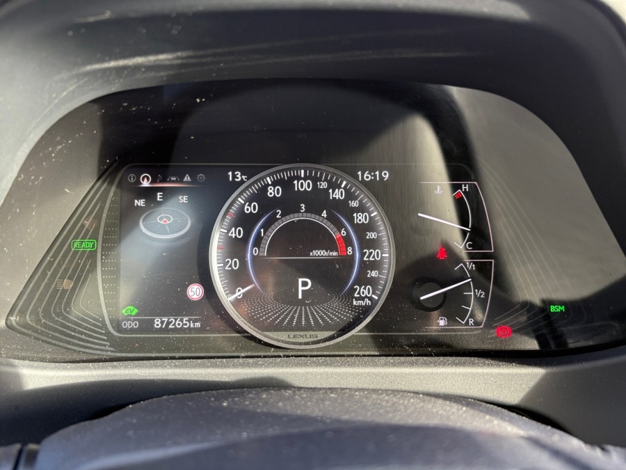 LEXUS d'occasion UX 250H 2WD LUXE de 2021 Caen (14)﻿