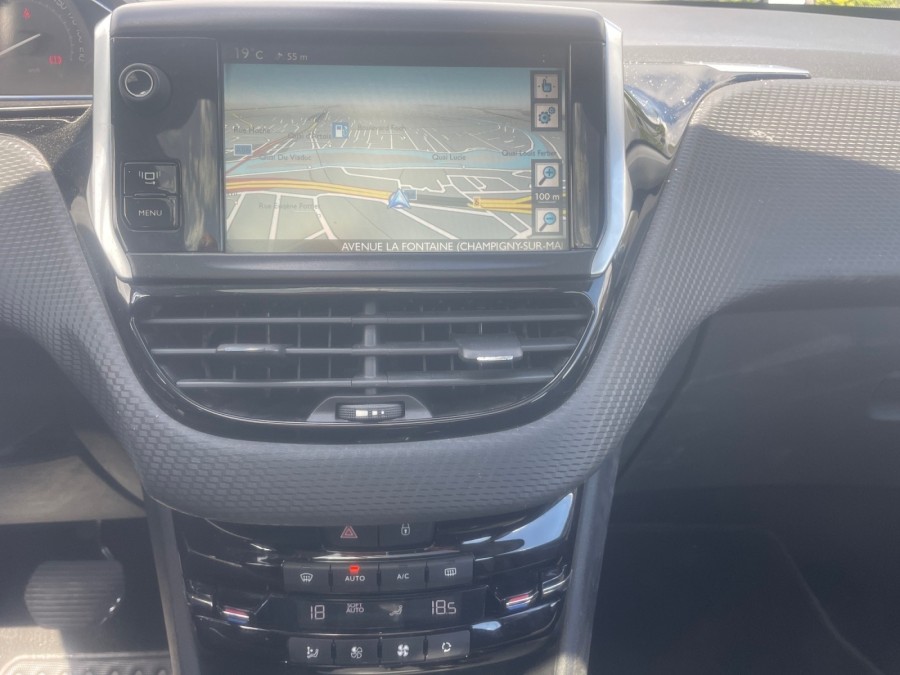 PEUGEOT d'occasion 2008 1.6 E-HDI 92 BUSINESS ETG de 2014 Champigny