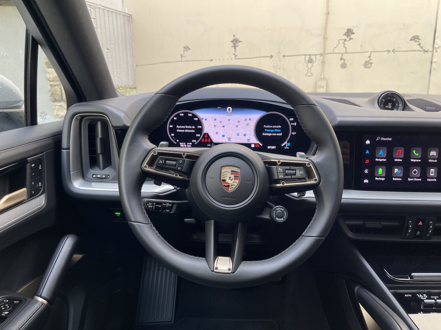 PORSCHE d'occasion CAYENNE COUPE 3.0 V6 E-HYBRID PH2 de 2024 Paris 15