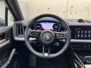 PORSCHE d'occasion CAYENNE COUPE 3.0 V6 E-HYBRID PH2 de 2024 Paris 15
