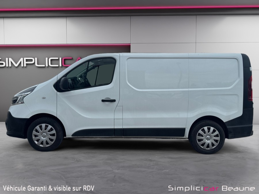 RENAULT d'occasion TRAFIC L1H1 DCI 120 GRAND CONFORT de 2020 Beaune