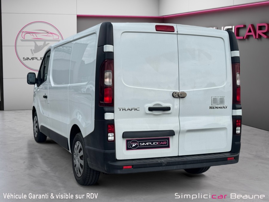 RENAULT d'occasion TRAFIC L1H1 DCI 120 GRAND CONFORT de 2020 Beaune