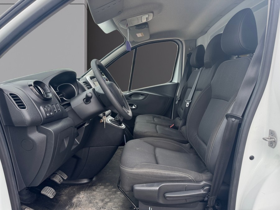 RENAULT d'occasion TRAFIC L1H1 DCI 120 GRAND CONFORT de 2020 Beaune