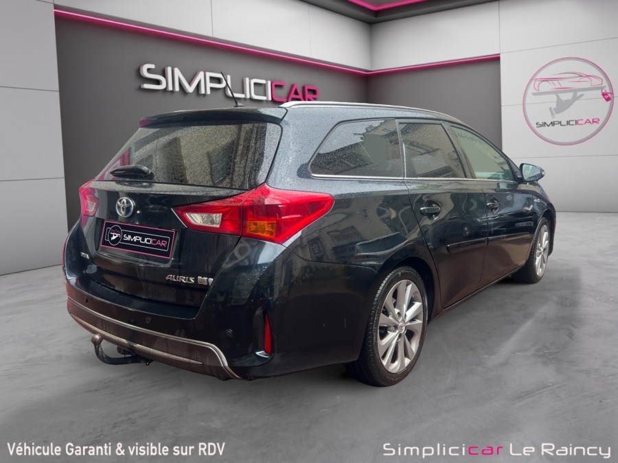 TOYOTA d'occasion AURIS TS 136H FREESTYLE de 2013 Le Raincy (93)﻿
