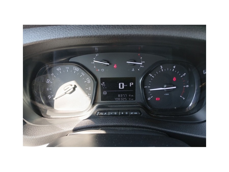 PEUGEOT d'occasion EXPERT CA M 2.0 BLUE HDI 180 PACK ASPHALT EAT de
