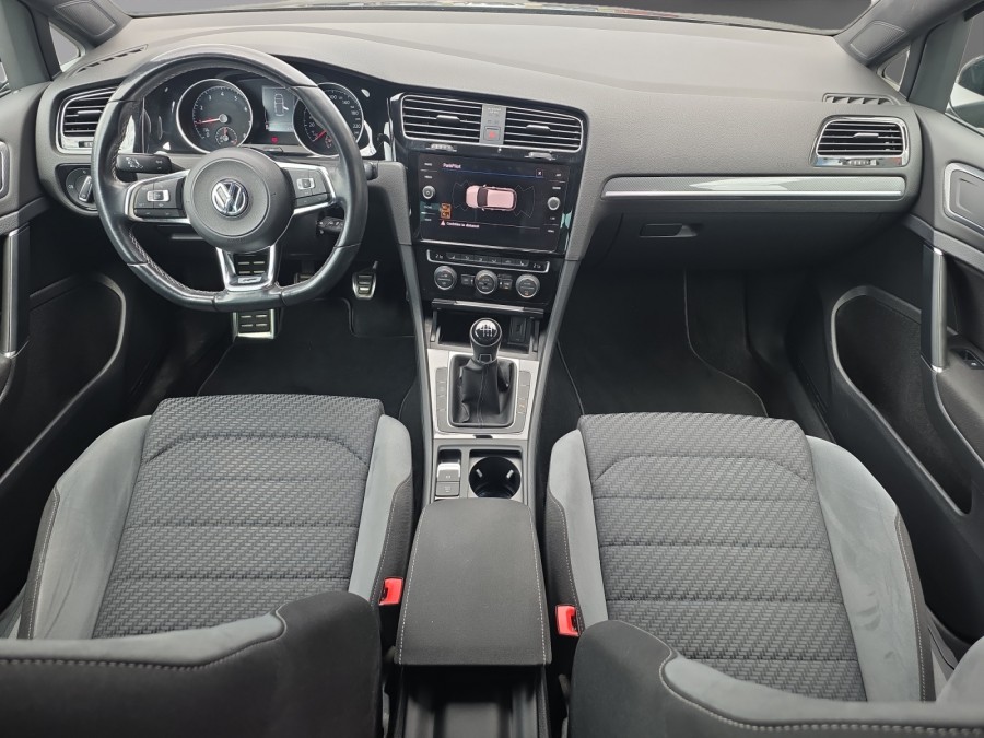 VOLKSWAGEN d'occasion GOLF 1.5 TSI EVO 150 R-Line de 2019 Le Puy en