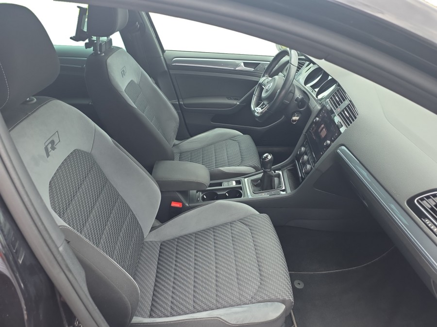 VOLKSWAGEN d'occasion GOLF 1.5 TSI EVO 150 R-Line de 2019 Le Puy en