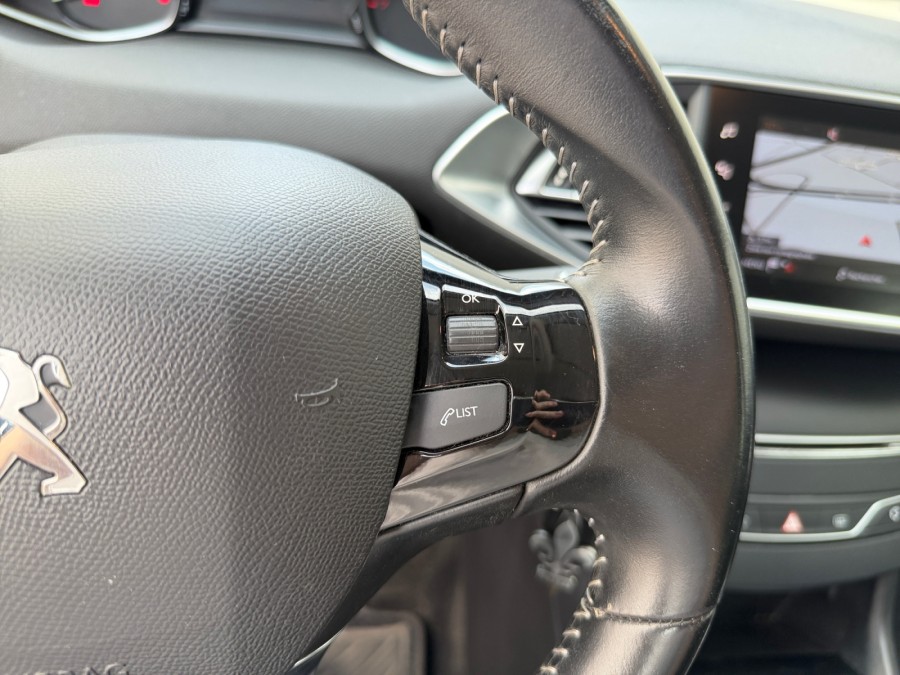 PEUGEOT d'occasion 308 1.2 PURE TECH 130 GT LINE EAT de 2020 Nîmes
