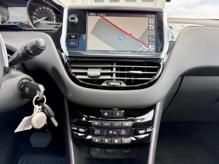 PEUGEOT d'occasion 208 1.6 HDI de 2013 Besançon (25)﻿