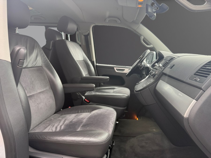VOLKSWAGEN d'occasion MULTIVAN MULTIVAN 2.0 TDI de 2013 Toulouse Sud