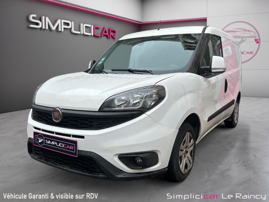 FIAT d'occasion DOBLO CARGO 1.3 MULTIJET 95 PACK USB CLIM de 2020 Le