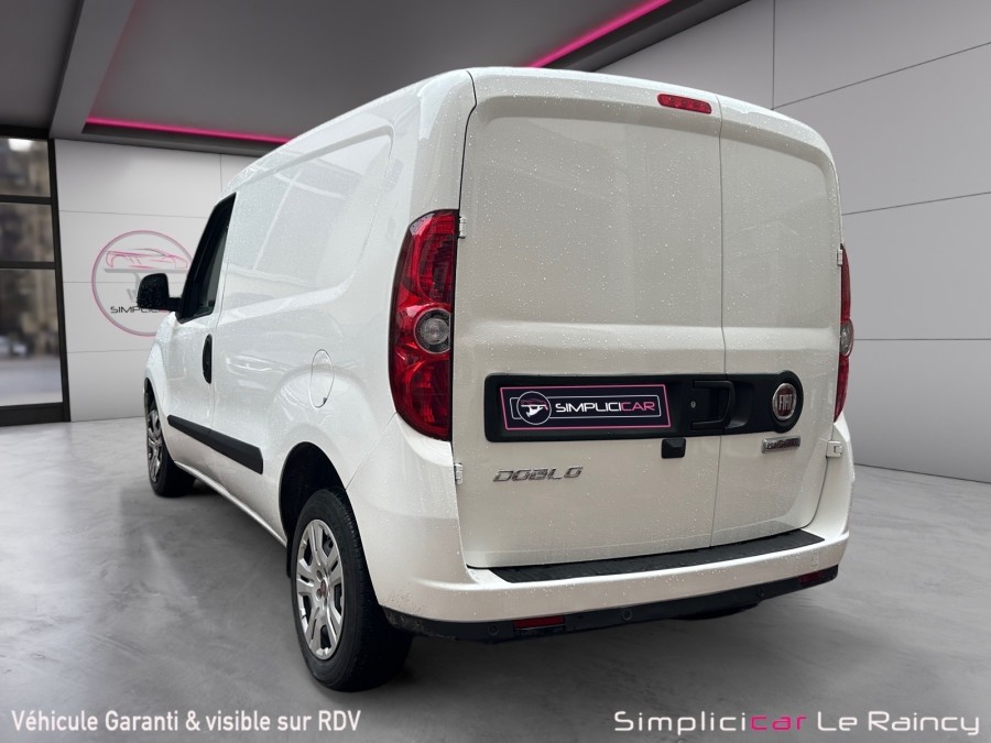 FIAT d'occasion DOBLO CARGO 1.3 MULTIJET 95 PACK USB CLIM de 2020 Le
