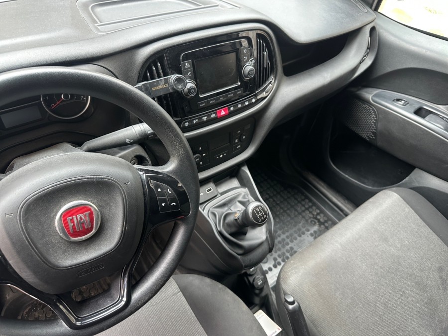 FIAT d'occasion DOBLO CARGO 1.3 MULTIJET 95 PACK USB CLIM de 2020 Le