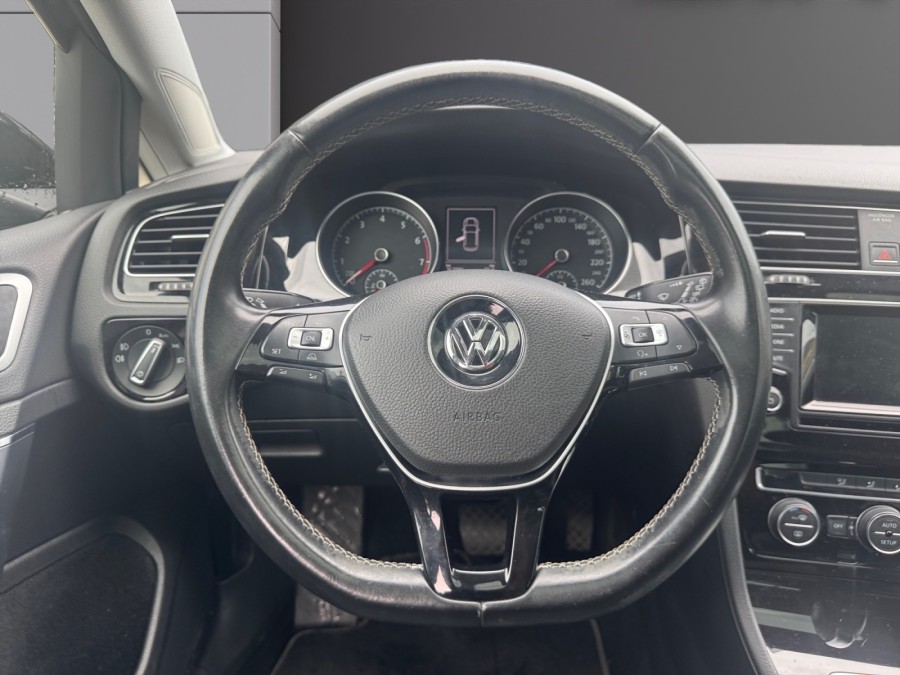 VOLKSWAGEN d'occasion GOLF 1.2 TSI 105 LOUNGE DSG de 2014 Vernon (27)﻿