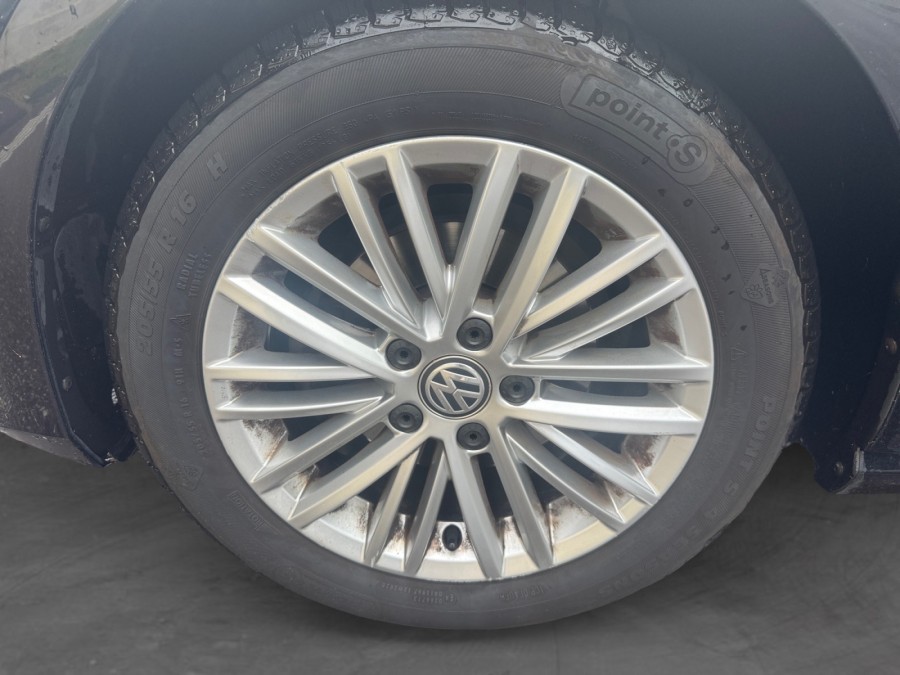 VOLKSWAGEN d'occasion GOLF 1.2 TSI 105 LOUNGE DSG de 2014 Vernon (27)﻿