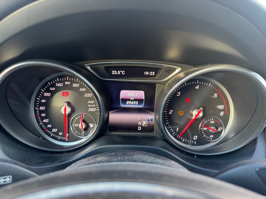 MERCEDES d'occasion CLASSE GLA GLA 200 D STARLIGHT EDITION de 2018
