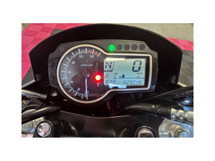 SUZUKI d'occasion GSR750 SUZUKI GSR750 de 2014 Vichy (03)﻿