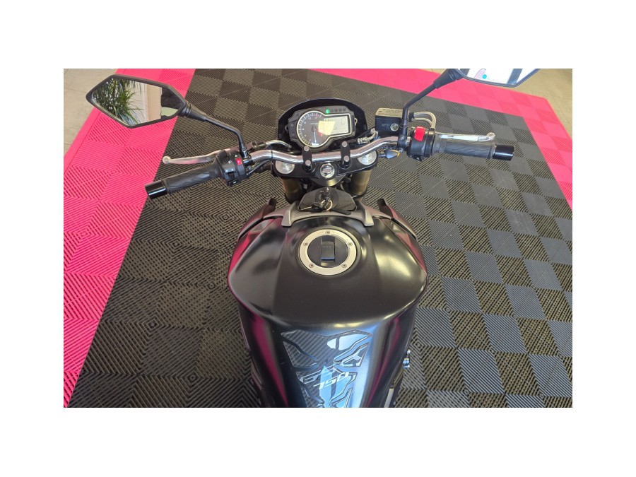SUZUKI d'occasion GSR750 SUZUKI GSR750 de 2014 Vichy (03)﻿