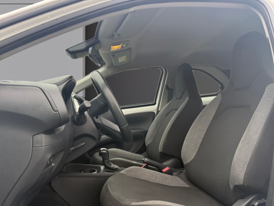 TOYOTA d'occasion AYGO 1.0 VVT-I 72 DESIGN S-CVT de 2022 Toulouse Sud