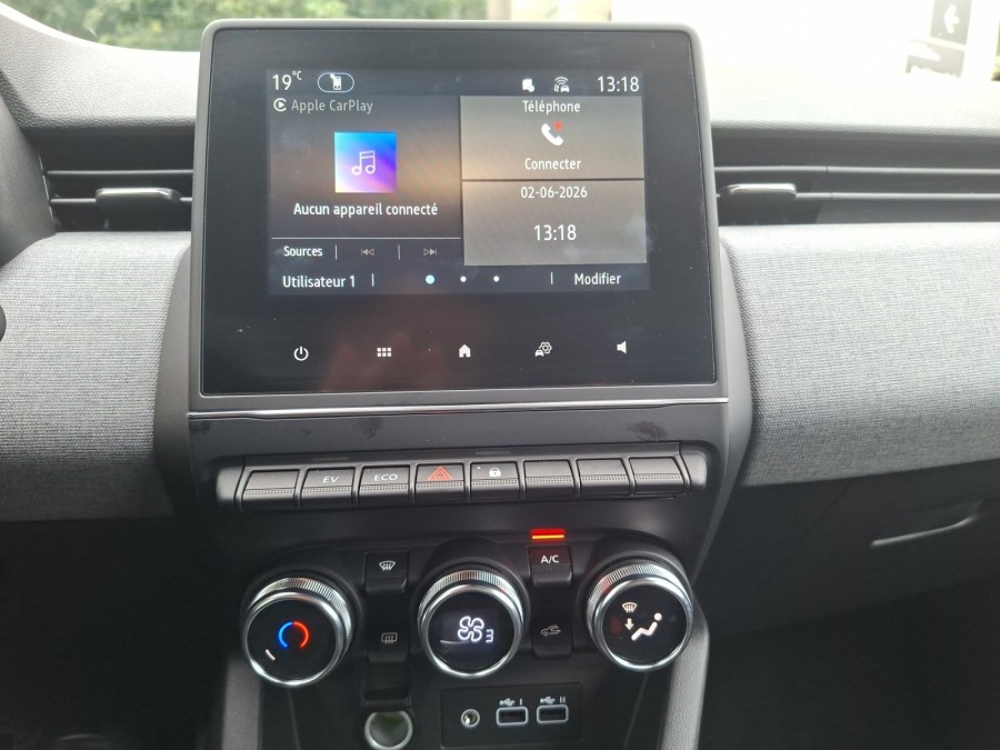 RENAULT d'occasion CLIO 1.6 E-TECH 145 de 2026 MONTREUIL (93)﻿