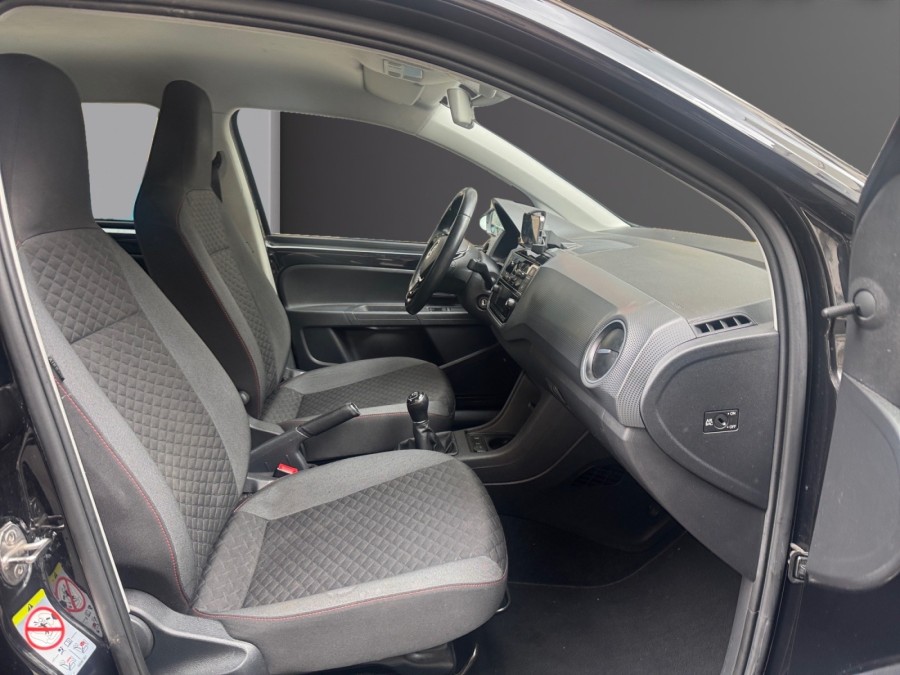 VOLKSWAGEN d'occasion UP 2.0 1.0 CONNECT de 2019 Paris 15 (75)﻿
