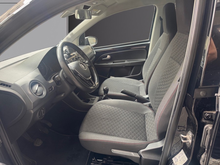 VOLKSWAGEN d'occasion UP 2.0 1.0 CONNECT de 2019 Paris 15 (75)﻿