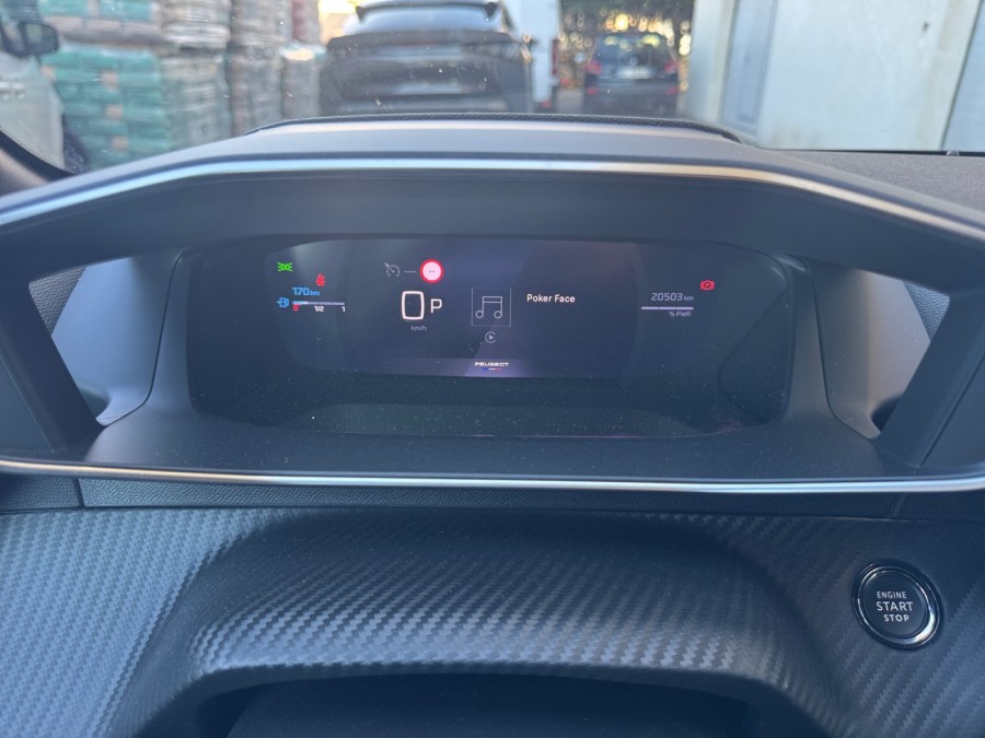 PEUGEOT d'occasion 208 1.2 HYBRID 110 BUSINESS E-DCS de 2024