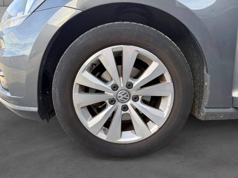 VOLKSWAGEN d'occasion GOLF 1.0 TSI 115 DSG 7 Confortline Business de