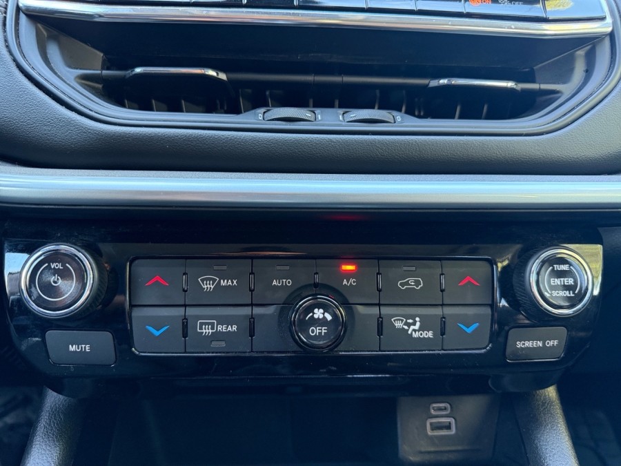 JEEP d'occasion COMPASS 1.6 MJT 130 LIMITED PH2 de 2022 Salon de