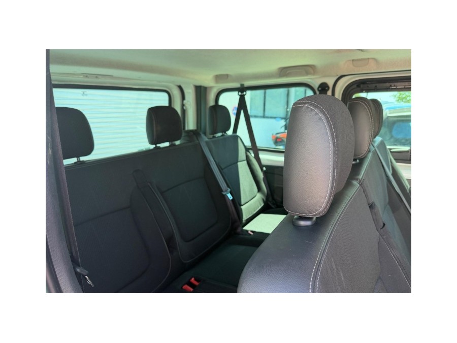 RENAULT d'occasion TRAFIC DCI 120 de 2015 Nice (06)﻿