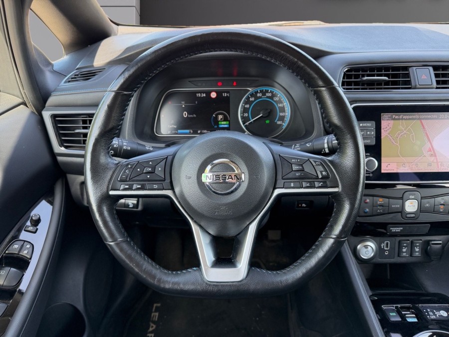 NISSAN d'occasion LEAF ELECTRIQUE 40 KWH N-Connecta de 2020 Rennes