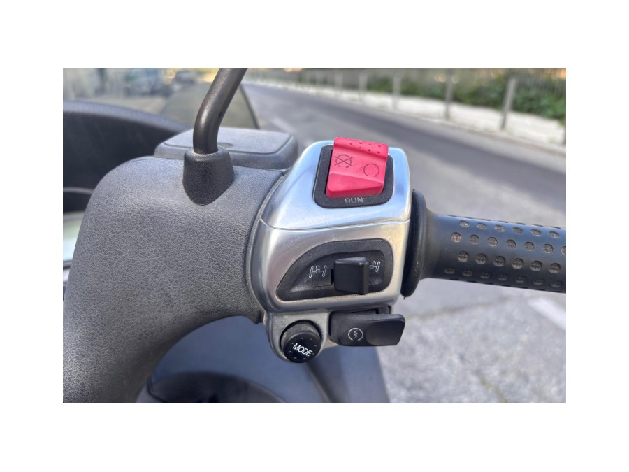 PIAGGIO d'occasion MP3 40RL piaggio de 2007 Nice (06)﻿