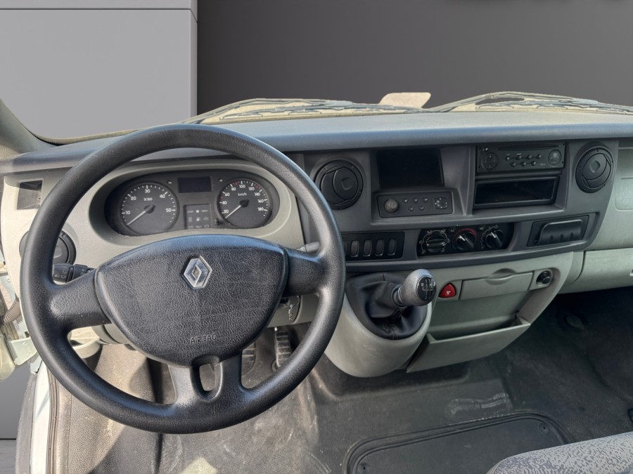 RENAULT d'occasion MASTER L3H2 3.5T 2.5DCI 120 PACK PLUS de 2004 Méry