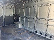 RENAULT d'occasion MASTER L3H2 3.5T 2.5DCI 120 PACK PLUS de 2004 Méry