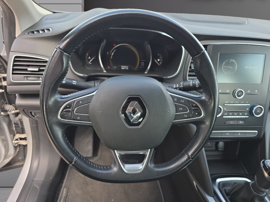 RENAULT d'occasion MEGANE 1.5 DCI 110 ZEN de 2017 Vichy (03)﻿