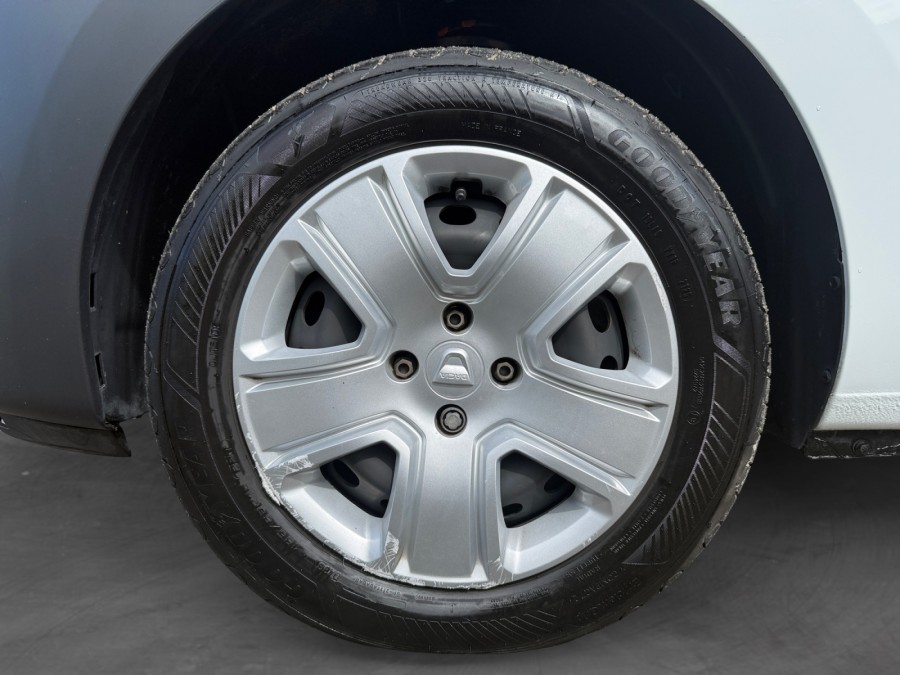 DACIA d'occasion DOKKER 1.5 BLUE DCI 95 SILVER LINE de 2019 Vannes