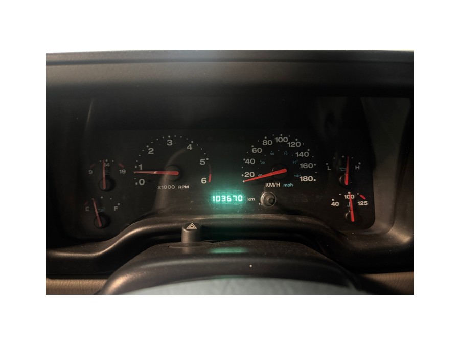 JEEP d'occasion WRANGLER 4.0 SPORT de 2004 Pau (64)﻿