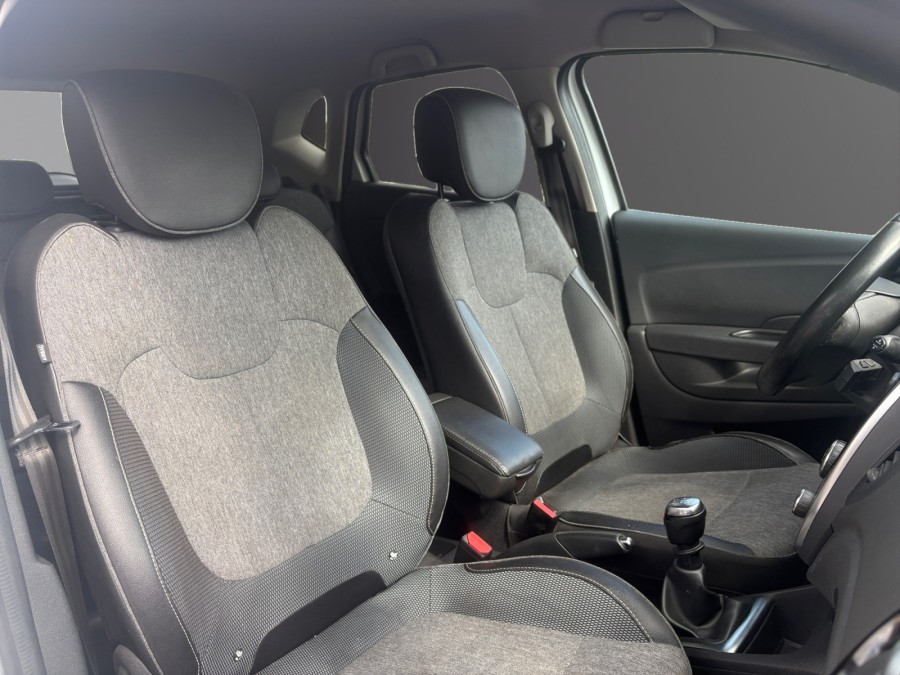 RENAULT d'occasion CAPTUR 1.3 TCE 130 INTENS de 2019 Méry Sur Oise