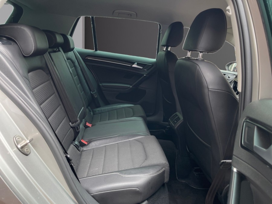 VOLKSWAGEN d'occasion GOLF 1.4 TSI 150 ACT CARAT EXCLUSIVE DSG de